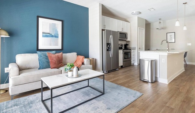 Landing | Beautiful 1BD, Clubhouse, Gym