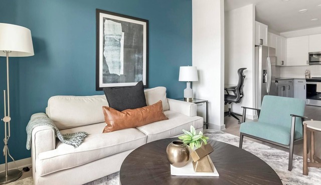 Landing | Chic 1BD, Courtyard, Pool