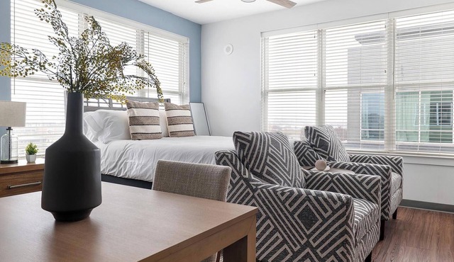 Landing | Chic Studio, Pool, Yoga Studio in Birmingham