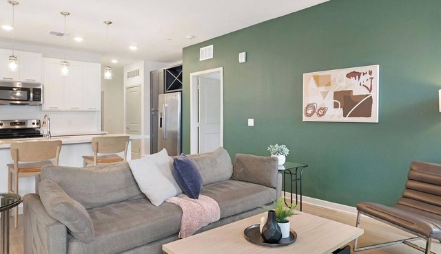 Landing | Incredible 3BD, Gym, Clubhouse