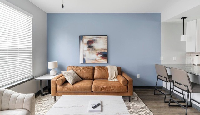 Landing | Incredible 3BD, Gym, Rooftop Lounge