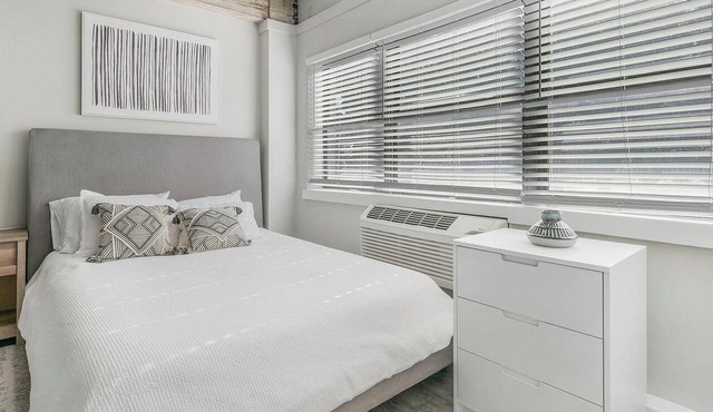 Landing | Incredible Studio, Gym, Rooftop Lounge in Mobile