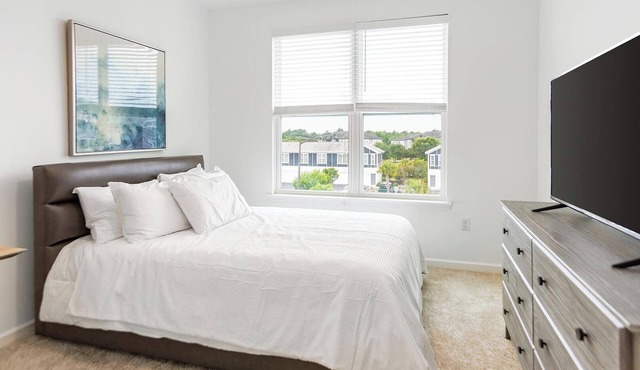 Landing | Spectacular 1BD, Yoga Studio, Clubhouse
