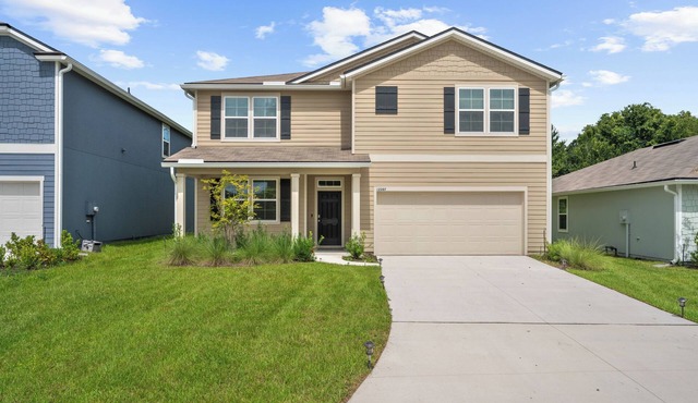 Large JAX Home: 4 Beds, Office + Gym, Backyard Preserve