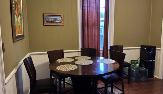 Large private house in one of New Orleans oldest and safest neighborhoods
