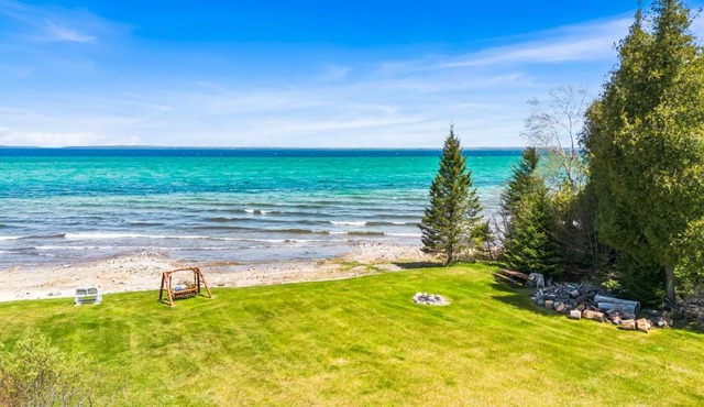 Lem's Paradise #1 Lakefront w Mackinac Views