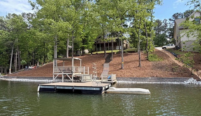 Lovely Quiet Lake Home for Small Groups