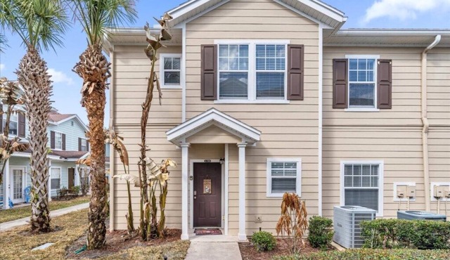 Lucaya Retreat 4 Bedroom Town home