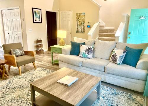 Lullwater Cottage by Tybee Cottages