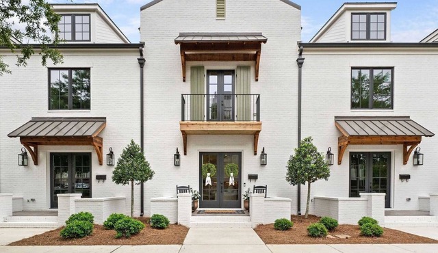 Luxury 3BR/3.5BA Southern Retreat Walking Distance to Downtown and Bryant-Denny