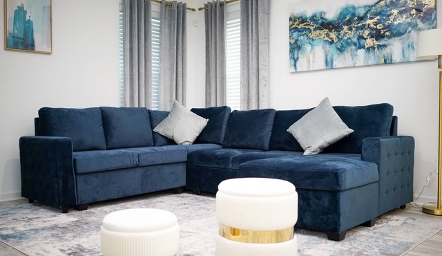 Luxury 4-bedroom house and WiFi near New Orleans