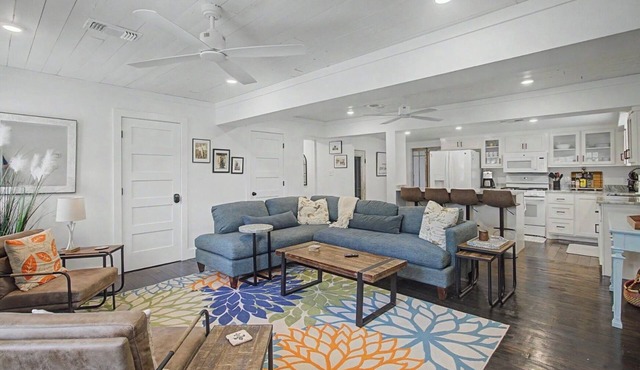 MAGNOLIA TREE BEACH HOUSE