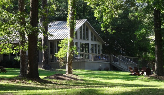 Main Lodge - Expansive Private Lake Views