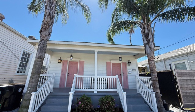 Marvelous 4-bedroom 4-bath Upscale Home Near Magazine Street & Audubon Zoo