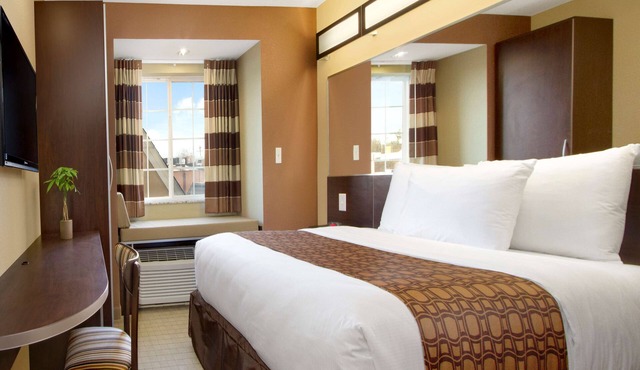 Microtel Inn & Suites by Wyndham Shelbyville