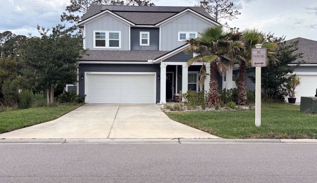 Modern 4BR Near Jacksonville Beaches Hospitals