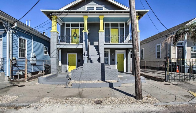 Modern NOLA Condo: 2 Mi to Bourbon Street