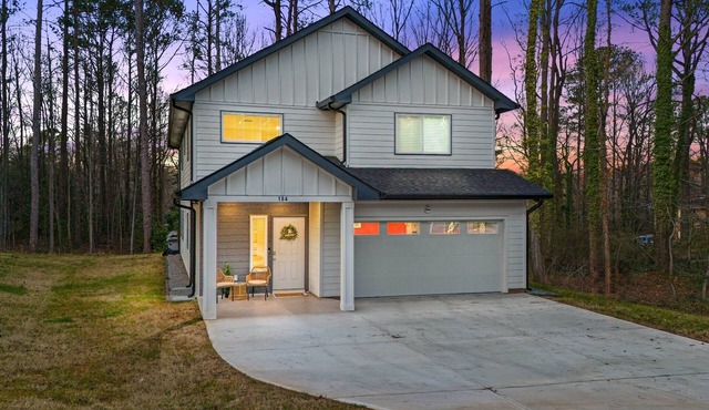 Near Truist Park, SixFlags/Sleeps 10/GameRm/Pets ok/Teen Loft
