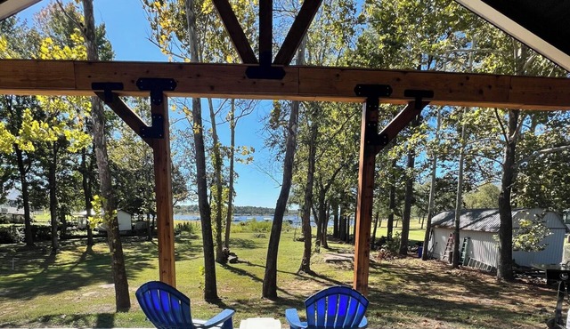 New Breathtaking Lakeside #1 Home