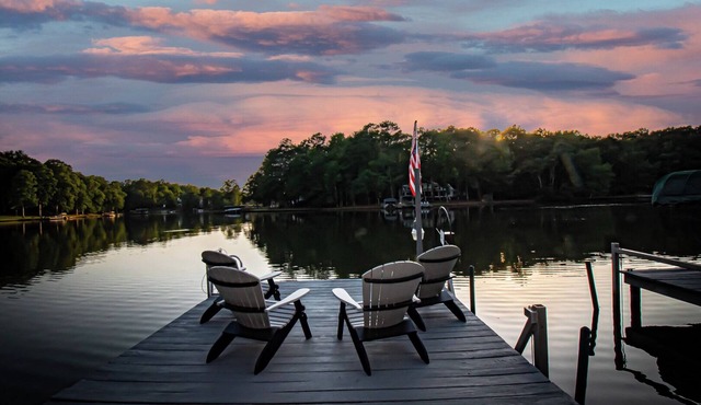 NEW! - Cozy Home Away From Home on the Lake