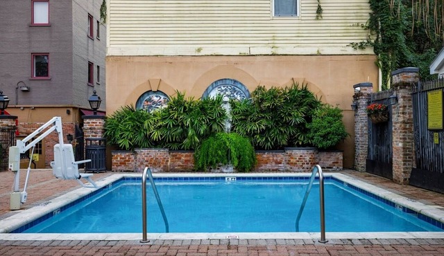 New Orleans | Urban Retreat | Pool + Hot Tub