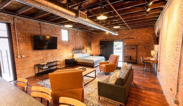 Newly renovated studio apartment in downtown Ruston, La!