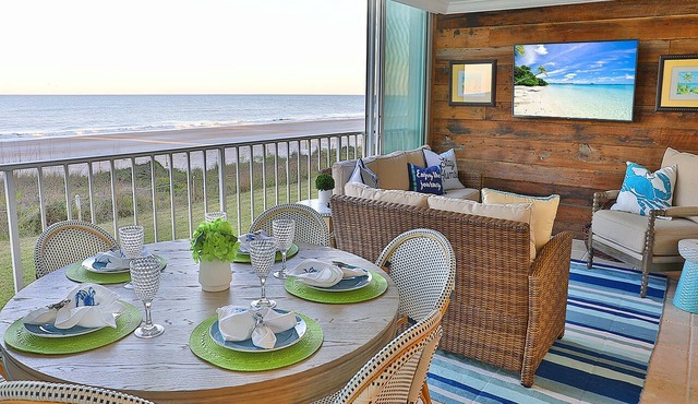 Oceanfront Condo-Sunroom, Stunning Views + Steps to the Beach