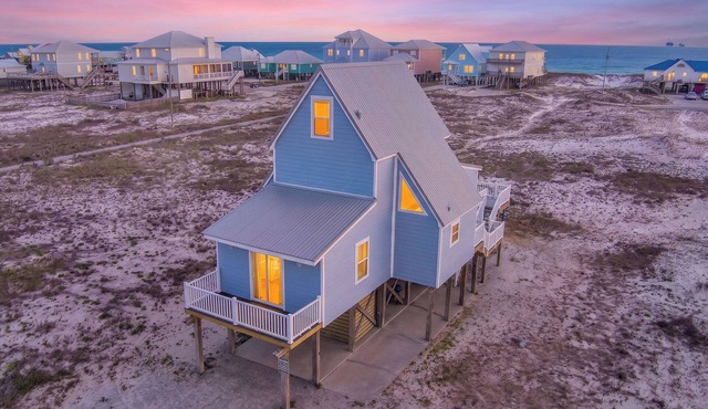 Oceanview | Coastal Haven | Steps to the Beach | 3BR | Fire Pit | 2 10x10 tents & 8 chairs included