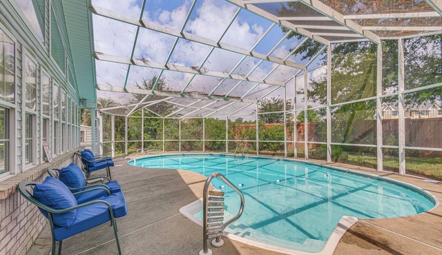 Pensacola Paradise - HTD Pool, Jacuzzi, Game Room