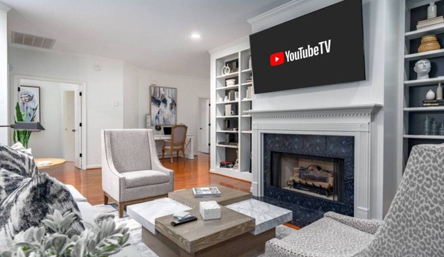 Perfect for Families | Gated Community | Lake