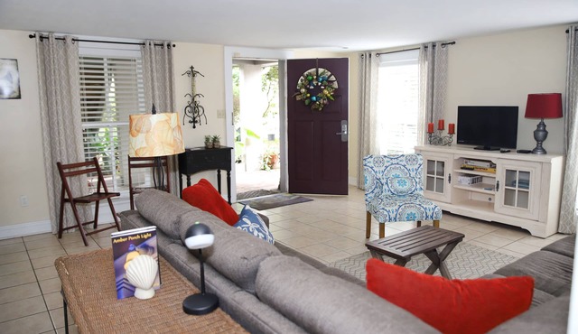 Perfect Location In the Lower Garden District. Off Street Parking.