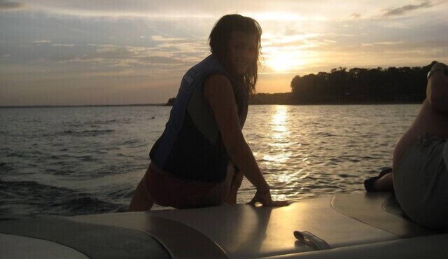 Perfect "WATERFRONT" Get Away To Create Wonderful Memories on Lake Sam Rayburn