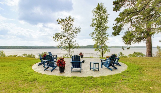 Pet-Friendly Cushing Home w/Dock & Fire Pit in Cushing