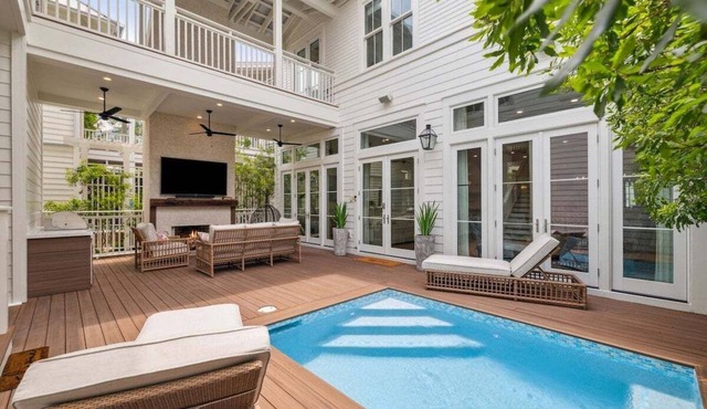 President`s Row in WaterColor with Heated Pool, LSV, Bikes! STEPS to BEACH CLUB! RENOVATED 2025!