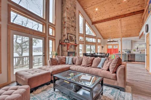 Private Dock, Lake Access! Multi-Level Ozarks Home in Roach