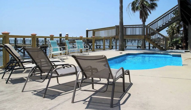 Private Dock & Pool: Luxe NOLA Group Getaway!