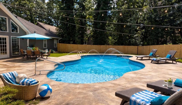 Private Pool Near Atlanta Furry Friends Welcome