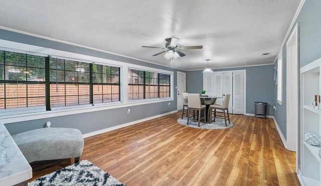 Quaint 3-bedroom cottage with AC in charming Hattiesburg