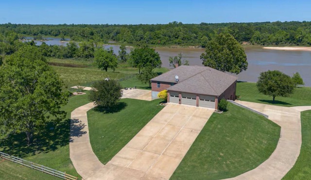 Red River Retreat