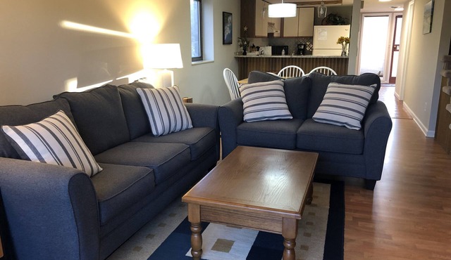 Riverside Condo - minutes from GSMNP in Townsend