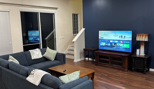 Roomy 4-bedroom house close to Sawgrass in charming Nocatee with fast fiber WiFi