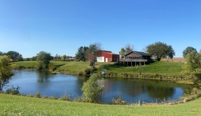 Rustic and Secluded 1 Bedroom Cabin Retreat. Located on Private Stocked Pond. in New Windsor