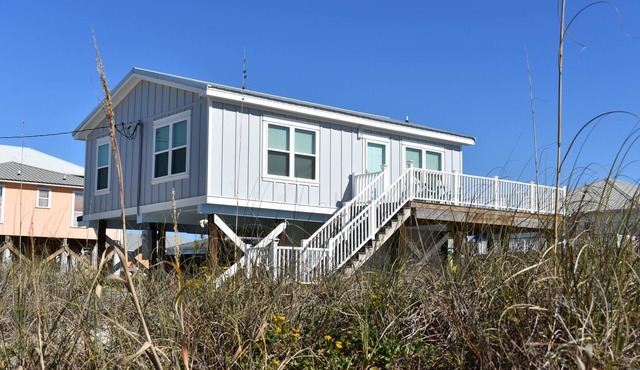 Seaclusion Beach View Cottage, Pet Friendly