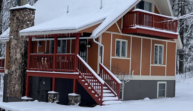 Ski Brule Village - Comfy Cozy Chalet!