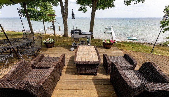 Smokey Hollow's Secret | Hot Tub | Beach | AC |
