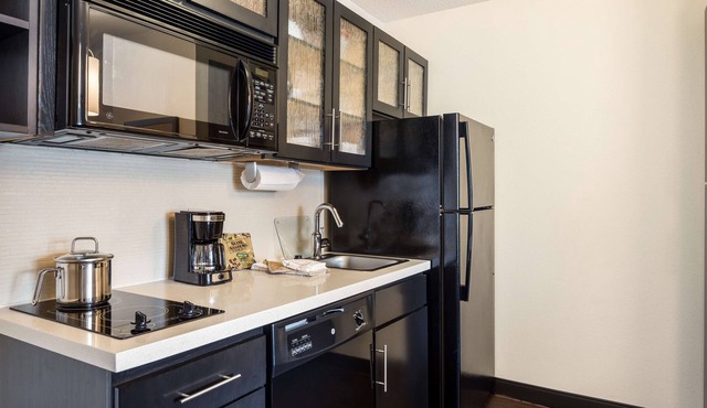 Sonesta Simply Suites Birmingham Hoover