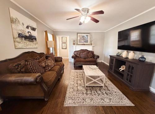 Spacious 3BR 3Q Beds 2 Futon Near VSU & SGMC
