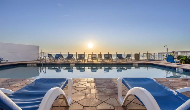 Spacious Beachside Room w/Ocean Views - Perfect for Families | Daytona Beach