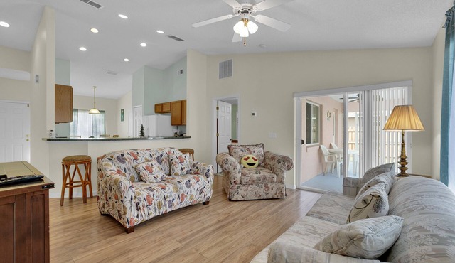 Spacious home close to Disney and attractions