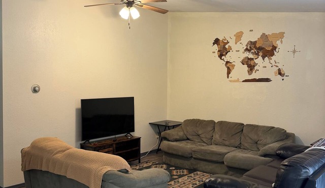 Spacious Riverfront Retreat for Hunters, Fishermen & Families in Cordova